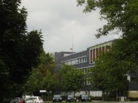 ...und die Rückseite aus der Sicht vom Parkplatz.