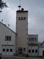 Hier der Turm in Gesamtaufnahme: