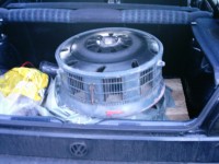 Passt samt Palette in den Kofferraum meines Golf II - Glück gehabt!