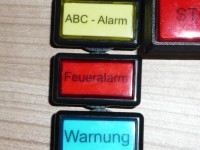 Leuchttaster mit Labels