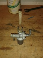 Benzinhan zusammen gebaut